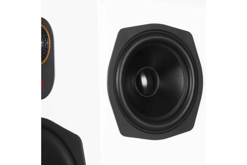 AperionAudio Novus NSS Tripol Weiß Seidenmatt Aussteller