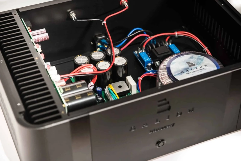 Galion Audio Discovery Monoblock Amplifiers Demo
