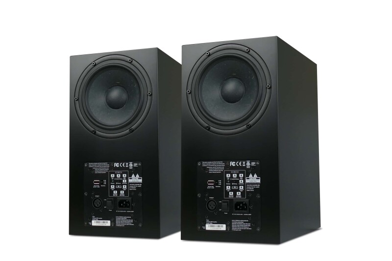 Econik SIX Schwarz matt