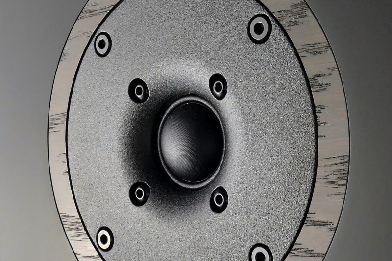 Econik SIX Schwarz matt